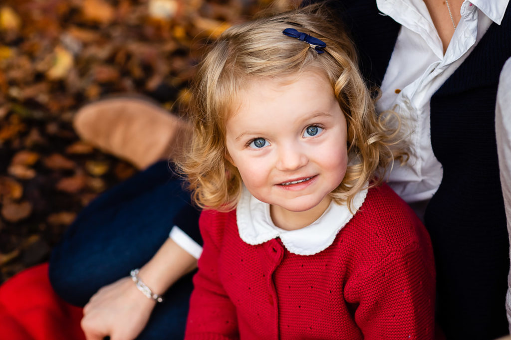 little girl in Godalming family at autumn photo shoot