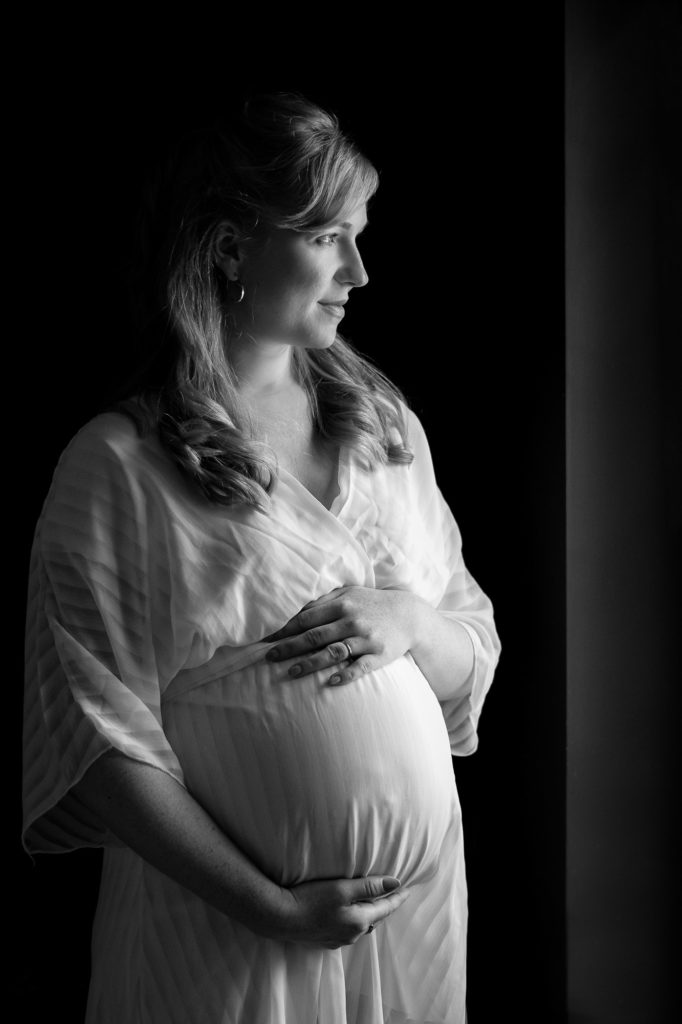 Maternity photos of bump in Haslemere