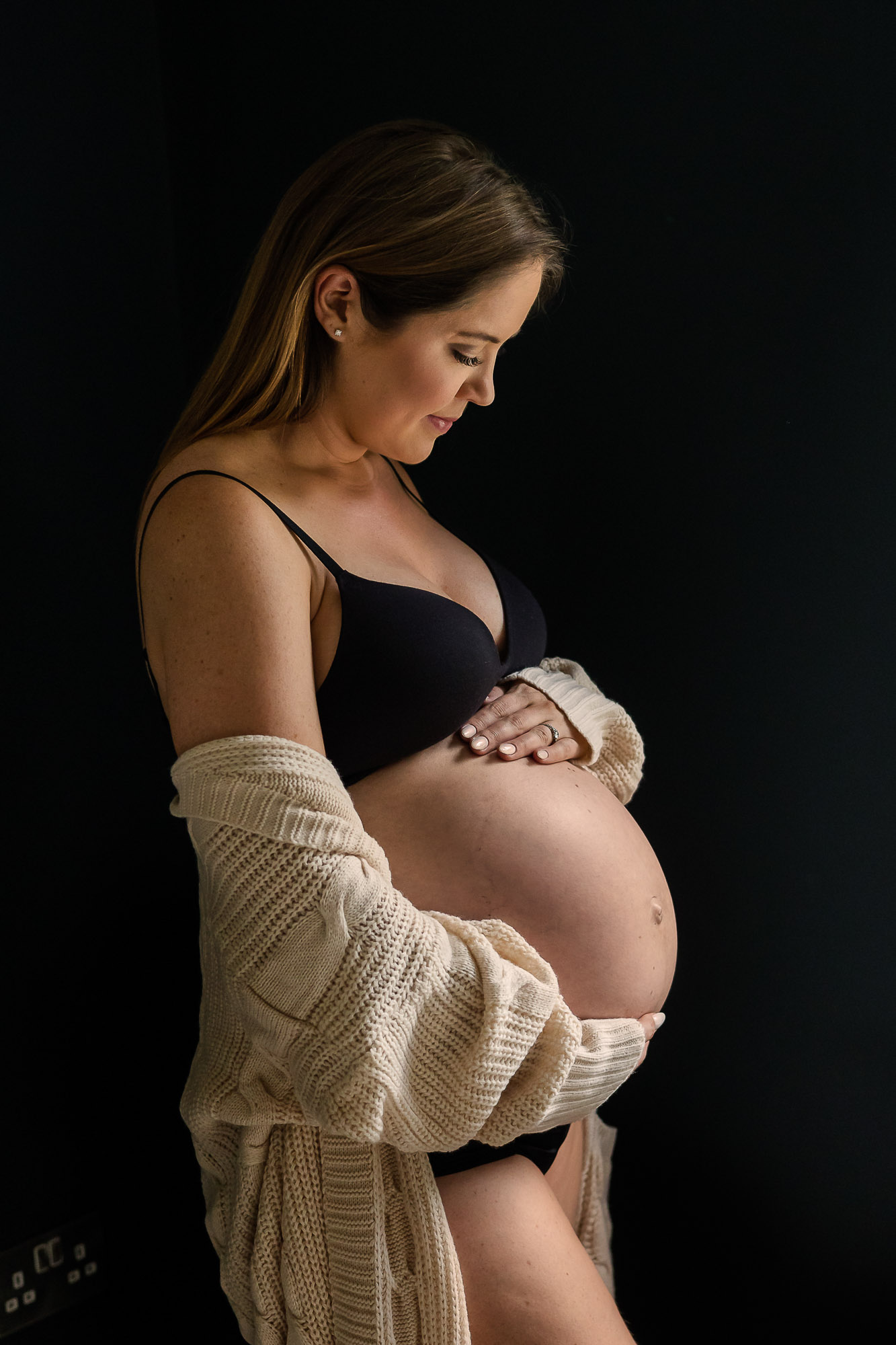 Haslemere maternity photographer